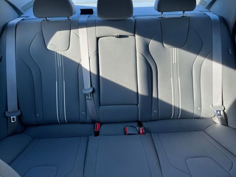 Used 2025 Hyundai Elantra SEL image 35