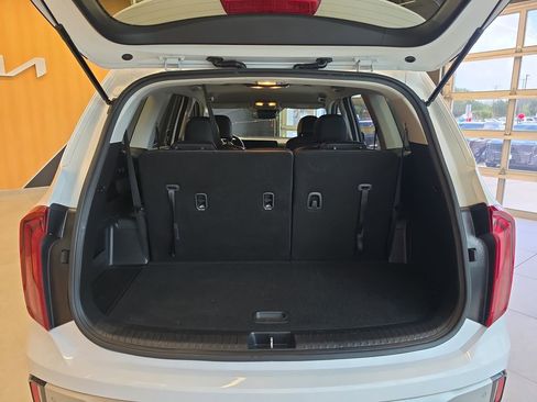 Certified 2024 Kia Telluride S FWD image 32