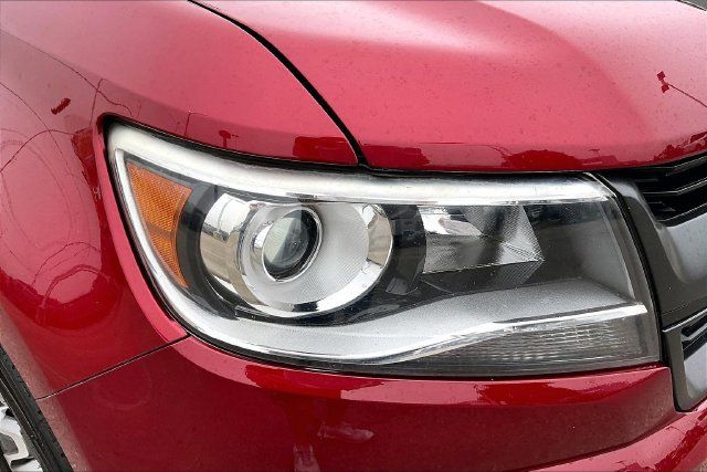 Used 2017 Chevrolet Colorado Z71 AWD/4WD image 28