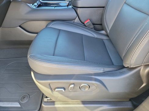 Used 2024 GMC Yukon Denali w/ Denali Reserve Package image 14