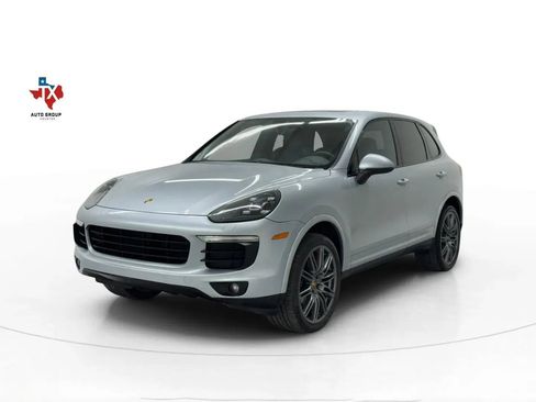 Used 2018 Porsche Cayenne Platinum Edition image 7