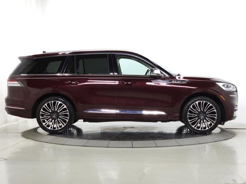 Used 2021 Lincoln Aviator Black Label AWD/4WD image 13