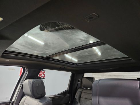 Used 2025 Toyota Tundra Limited image 25