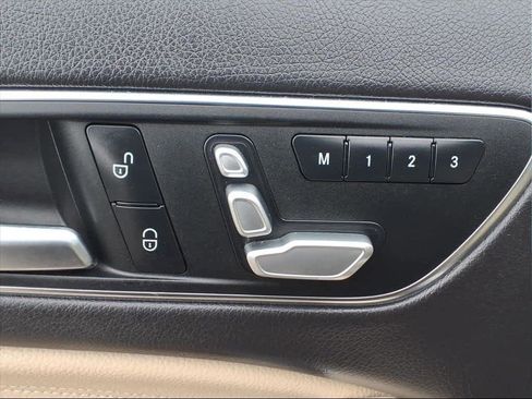 Used 2019 Mercedes-Benz GLA 250 4MATIC image 20