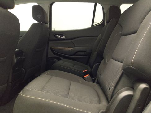 Used 2022 GMC Acadia SLE FWD image 18