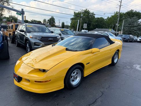 Used 1995 Chevrolet Camaro Z28 RWD image 2