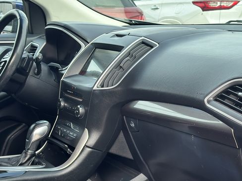 Used 2016 Ford Edge SEL w/ Equipment Group 201A image 28
