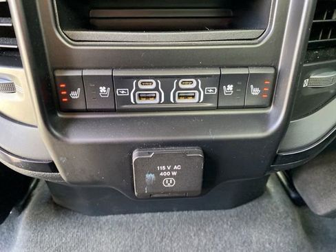 Used 2022 RAM 1500 Limited image 33