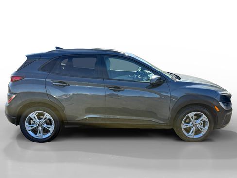 Used 2022 Hyundai Kona SEL w/ Convenience Package FWD image 6