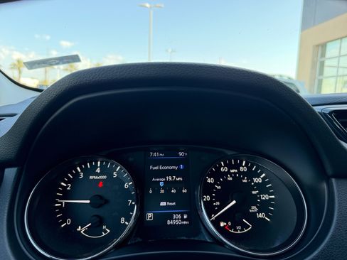 Used 2019 Nissan Rogue Sport S FWD image 10