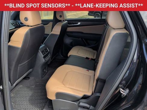 Used 2024 Volkswagen Atlas Cross Sport SEL AWD/4WD image 10