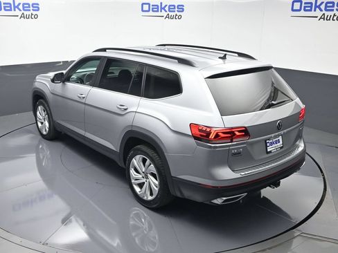 Used 2023 Volkswagen Atlas SE AWD/4WD image 52