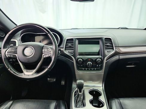 Used 2018 Jeep Grand Cherokee Overland AWD/4WD image 30