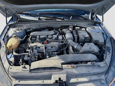 Used 2023 Kia K5 LXS image 27