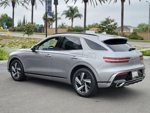 Certified 2026 Genesis GV70 3.5T Sport Advanced AWD/4WD image 30
