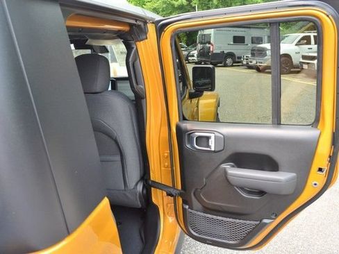 New 2026 Jeep Gladiator Sport AWD/4WD image 31