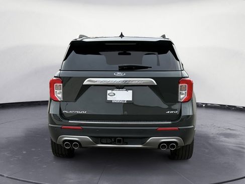 Used 2023 Ford Explorer Platinum w/ Technology Package image 6