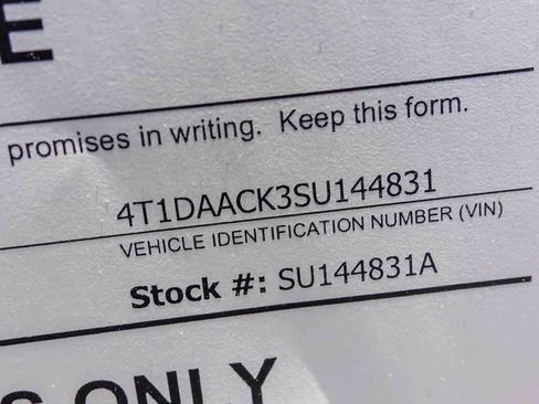 Used 2025 Toyota Camry XSE FWD image 28