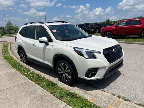 Used 2022 Subaru Forester Limited w/ Popular Package #2 AWD/4WD image 2