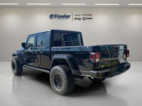 New 2024 Jeep Gladiator Sport image 2