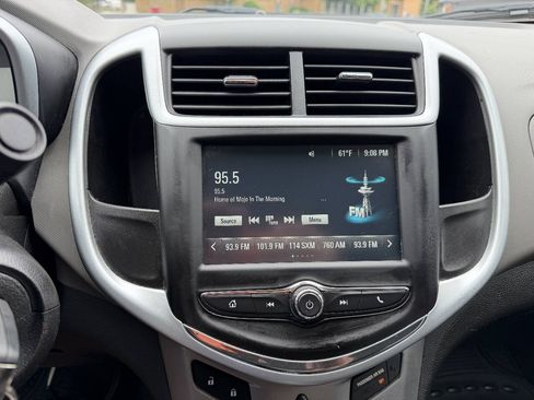 Used 2017 Chevrolet Sonic LT FWD image 12