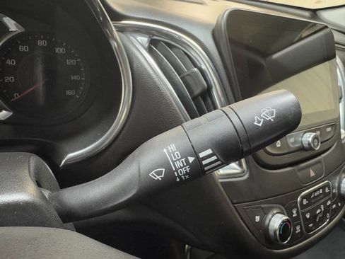 Used 2017 Chevrolet Malibu Premier w/ Driver Confidence Package image 22