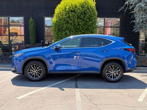 Used 2023 Lexus NX 250 FWD image 9