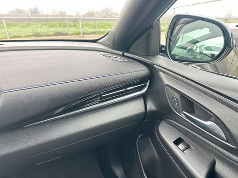 Used 2025 Buick Envista Sport Touring image 33