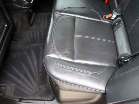 Used 2018 Alfa Romeo Stelvio AWD image 14