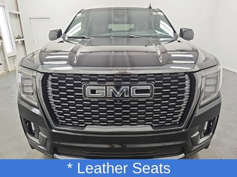 Used 2023 GMC Yukon XL Denali Ultimate AWD/4WD image 4