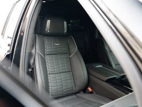 Used 2024 Cadillac Escalade V w/ LPO, ONYX Package AWD/4WD image 59