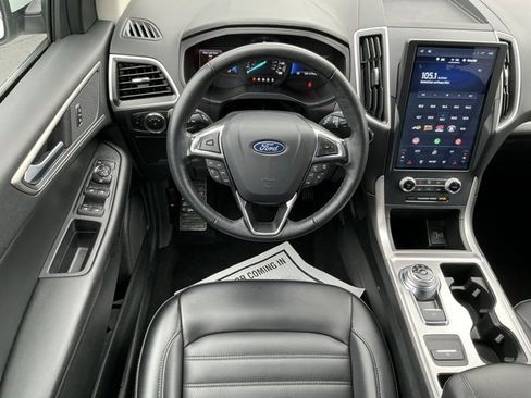 Used 2024 Ford Edge SEL image 12