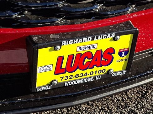 New 2026 Chevrolet Trax RS w/ Sunroof Package image 4