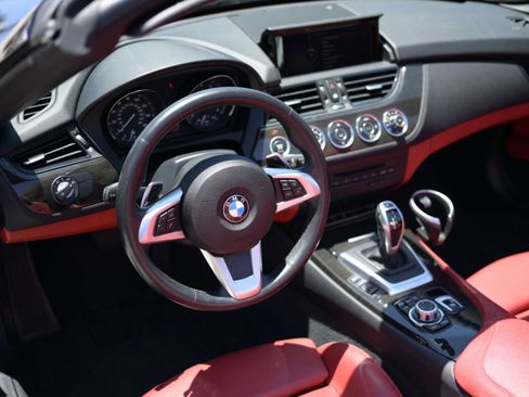 Used 2016 BMW Z4 sDrive28i RWD image 14