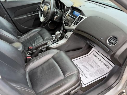 Used 2011 Chevrolet Cruze LT FWD image 16