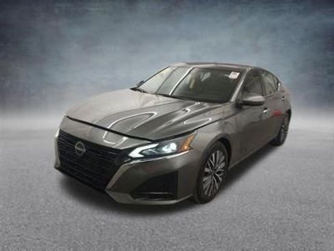 Used 2023 Nissan Altima 2.5 SV image 35
