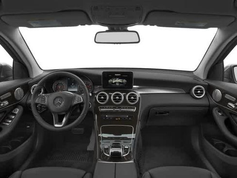 Used 2017 Mercedes-Benz GLC 300 image 11