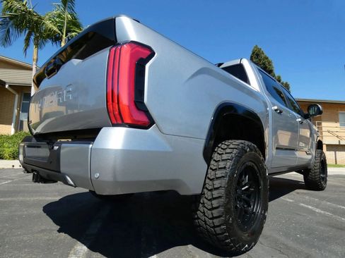 Used 2024 Toyota Tundra Platinum image 7