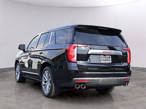 Used 2024 GMC Yukon Denali w/ Denali Reserve Package image 7