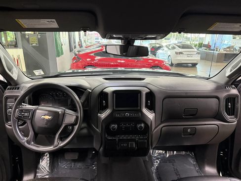 Used 2021 Chevrolet Silverado 1500 Custom RWD image 6