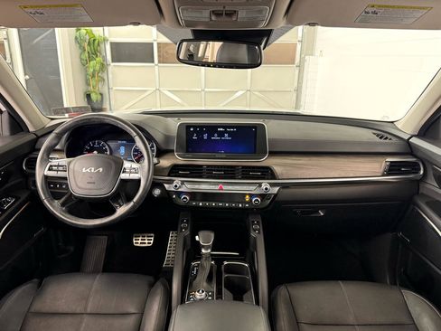 Used 2022 Kia Telluride SX image 28