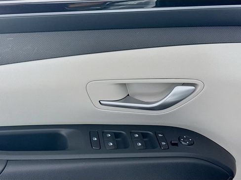 Certified 2024 Hyundai Tucson SEL AWD/4WD image 13