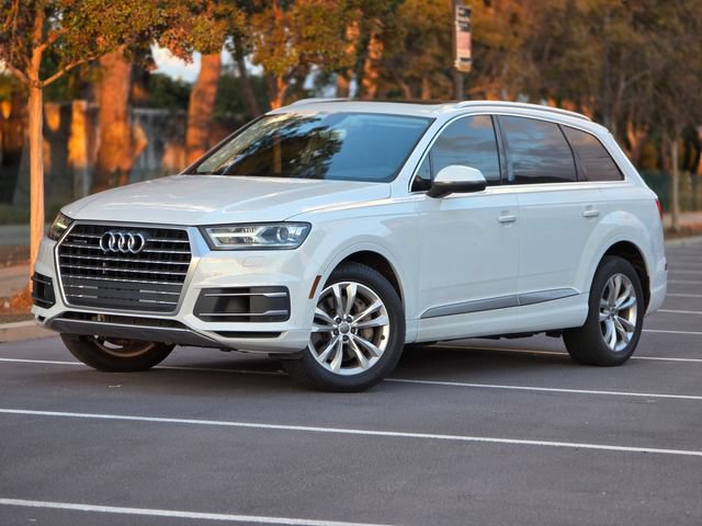 Used 2017 Audi Q7 3.0T Premium AWD/4WD image 28