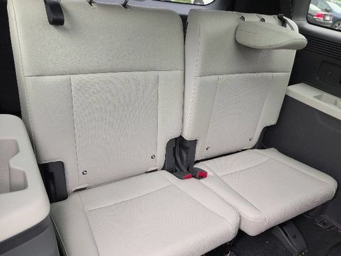 Used 2024 Hyundai Santa Fe Limited FWD image 12