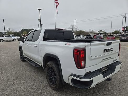 Used 2021 GMC Sierra 1500 Elevation image 3