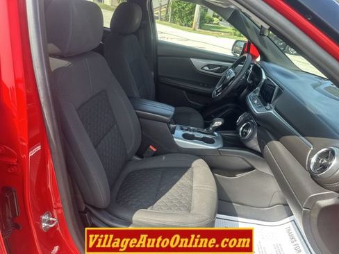 Used 2022 Chevrolet Blazer LT AWD/4WD image 38