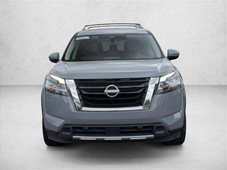 Used 2023 Nissan Pathfinder Platinum w/ Cargo Package AWD/4WD video 2