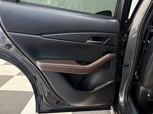 Used 2021 MAZDA CX-30 AWD 2.5 S w/ Premium Package image 16