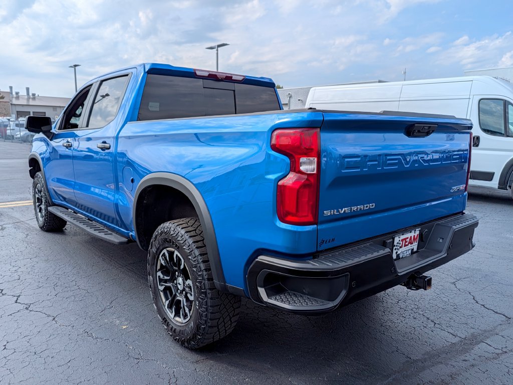 Used 2022 Chevrolet Silverado 1500 ZR2 w/ Technology Package AWD/4WD image 6