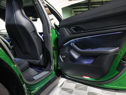 Used 2023 Porsche Taycan 4S image 25